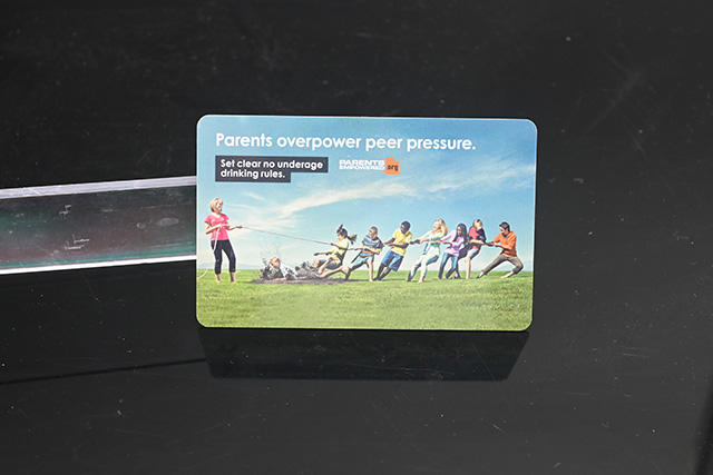 �ǽӴ�ʽIC���ͽӴ�ʽic����ʲô����