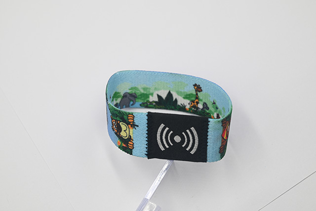 ��Ա����ӡˢ��Ҫ��Ϊ��ӡ��˿ӡ��������������ÿ��ӡˢ�������