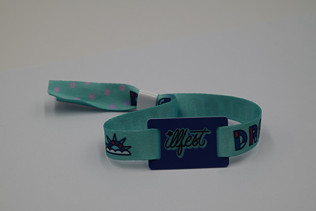 pvc��Ƭ�����Ļ�Ա������