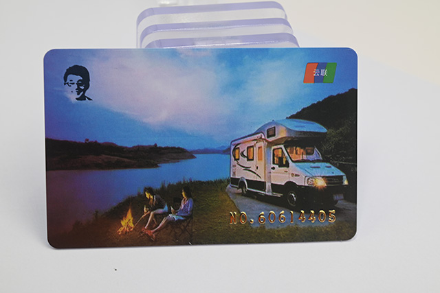 PVC��Ƭ��������PVCƬ�ĵļӹ�����