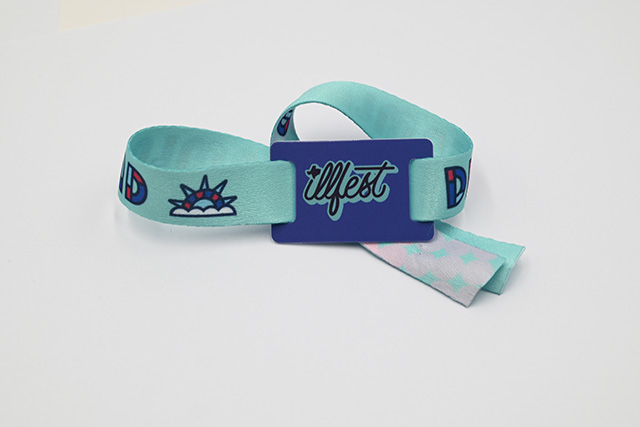 ĥɰУ԰������������������Щ-