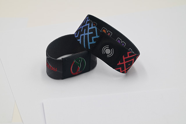 ��翨��������δ��Զ��