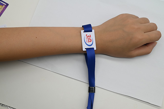 ID�����ң��ǽӴ�ʽIC��