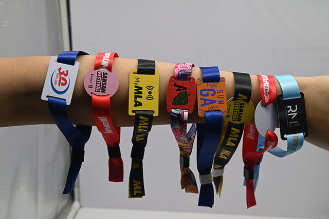 PVC��Ƭ��������?���Ա����������